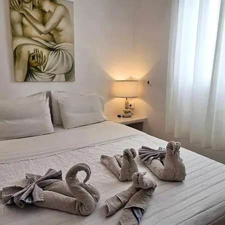 Apartment Pleasure 2 Bedrooms Near The Sea Perissa (Santorini)