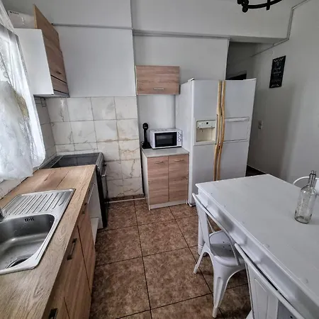 Pleasure 2 Bedrooms Near The Sea *